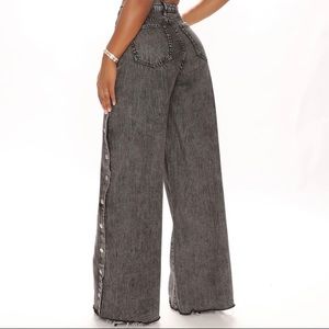 fashion nova (open side) wide leg jeans NWOT